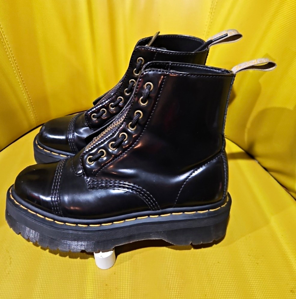 Dr. Martens Women Black Leather Combat Ankle Boots Lace-Up Zip Lug Sole US 9